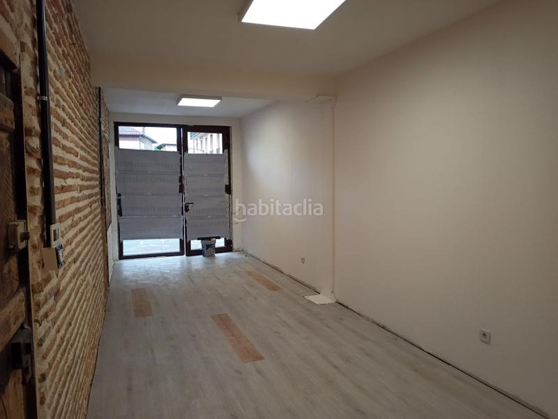 Foto 3d7500b7-13ca-40c6-81e9-40ec523eb960. Lloguer local comercial a Durango