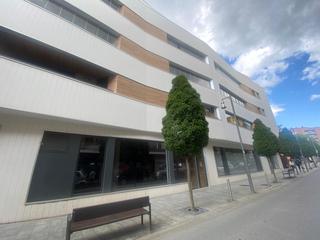 Location Local commercial  Montevideo etorbidea. Local comercial en alquiler en durango