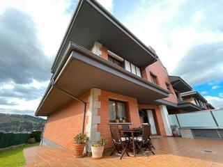 Casa adossada a Durango. ?? en venta – chalet independiente en zona tranquila de durango
