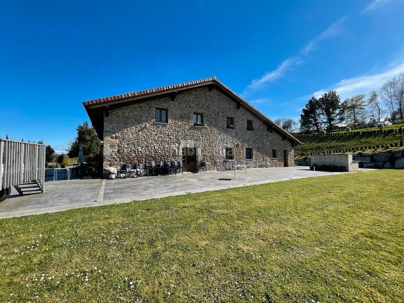 Foto 0d1efb50-d3f6-49fb-9a88-7feb3783ee9e. Masía finca rústica en venta en Lekeitio