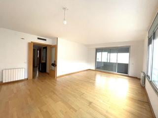 Dúplex en Barri del Centre. Duplex en venta en centre, 4 dormitorios.