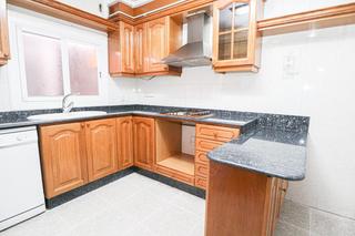 Erdgeschoss  Calle del maresme. Planta baja en venta en can palet, 2 dormitorios.