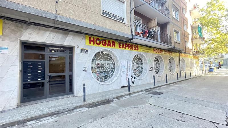 Foto 977cfa36-c4f3-4967-9d7f-ec4353fcaa37. Local comercial a Ca n'Aurell Terrassa