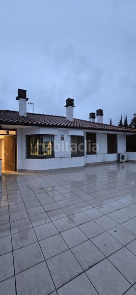 Foto e0e2cd82-50a1-47b4-92ad-585e87e6cf3f. Maison avec chauffage parking dans Matadepera