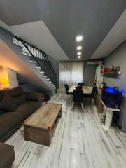 Zweistöckige Wohnung in Ca n´Oriol. Duplex en venta en can oriol, 2 dormitorios.