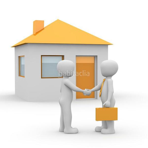 Foto a1e37871-670d-4235-b682-0f581715cb2a. Reihenhaus mit heizung parking in Centre Sant Quirze del Vallès