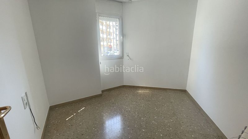 Foto 22c6a103-3c4e-46dc-bcad-6c01fa507002. Planta baixa amb calefacció a La Cogullada Terrassa