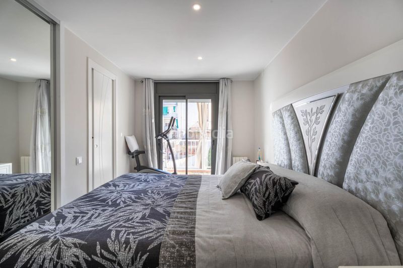 Foto a5f7a787-bf4d-45af-aba9-c237ab4727f7. Pis amb calefacció aparcament a Cementiri Vell Terrassa