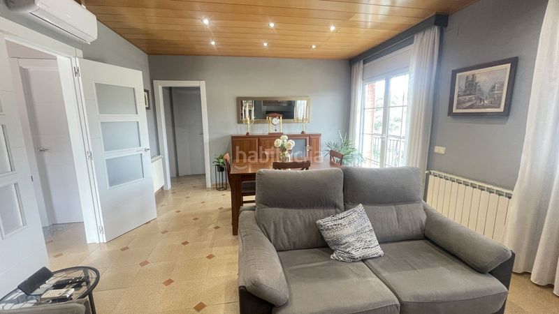 Foto 5eb4d870-e2f6-4253-8d24-bc12b321f1f2. Casa  en venta en castell nou, 4 dormitorios. en Rubí