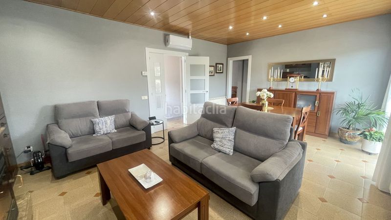 Foto afcbc743-e6de-4f2a-9445-8ad25009bcbd. Casa  en venta en castell nou, 4 dormitorios. en Rubí