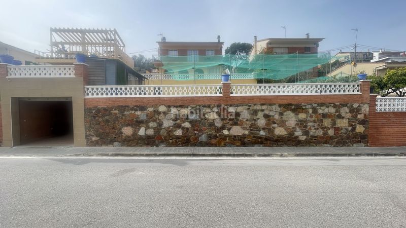 Foto f69a1f48-c20e-49ab-a40a-71e7b02eb61b. Casa  en venta en castell nou, 4 dormitorios. en Rubí