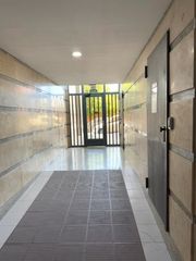 Local Comercial a Calle Marinel·lo Bosch