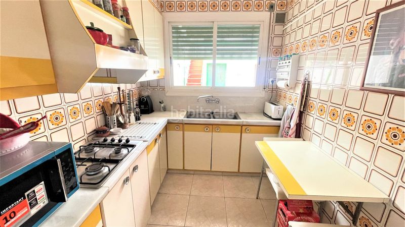 Foto daadd707-bfae-4b18-84d3-e3cb9e16135f. Casa adossada amb calefacció aparcament a Zona Esportiva Terrassa
