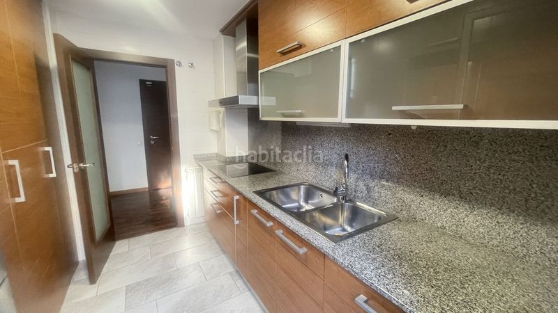 Foto 4bdeb60b-964d-4915-adb2-840488129259. Pis amb calefacció aparcament a Sant Pere Nord Terrassa