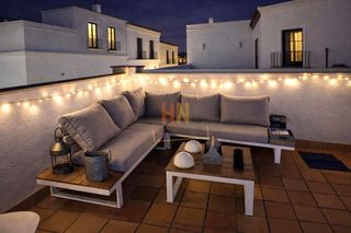 �tic en Centro-Calzada-Cabo Noval. �tico en el centro