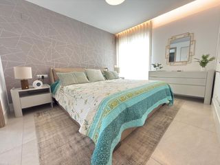 Rez-de-chaussée  Lugar san roque club 8. Luxury corner garden apartment in emerald green, san roque club