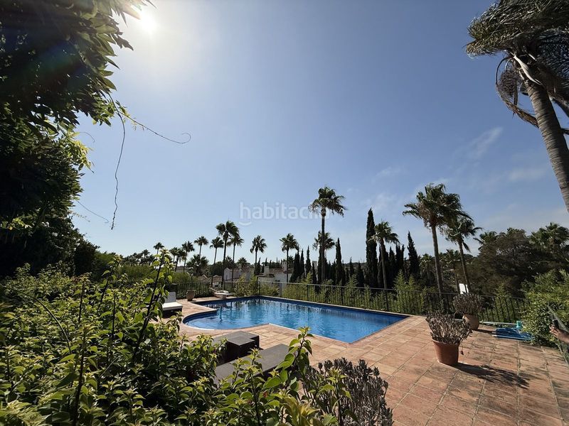 Foto fad8fb6f-d872-4a74-82c2-f60515c29763. Xalet amb piscina a Sotogrande alto Sotogrande