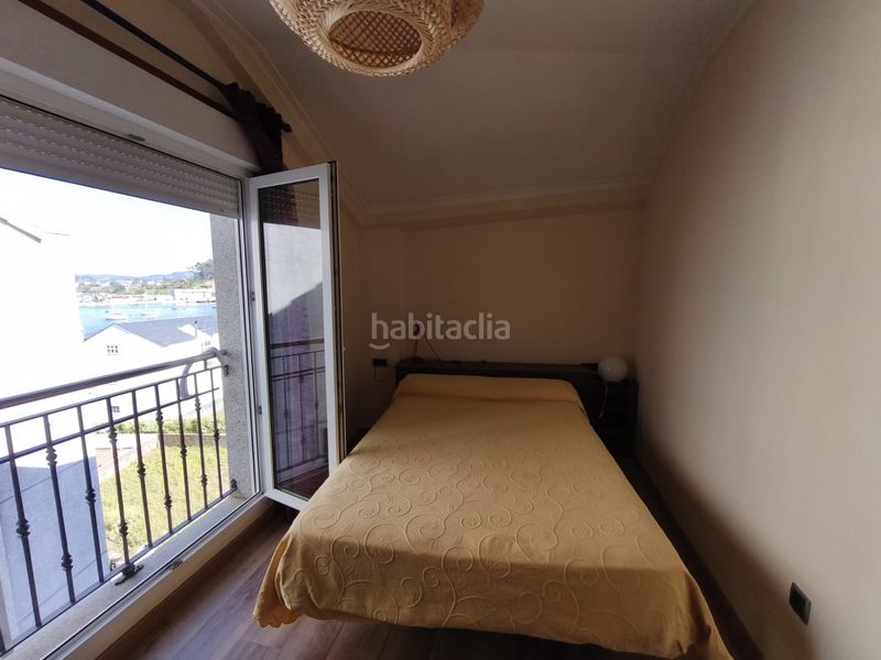 Foto 1f7a7d43-8f6a-470b-bbfb-da3a99027387. Àtic amb aparcament a Illa de Arousa (A)
