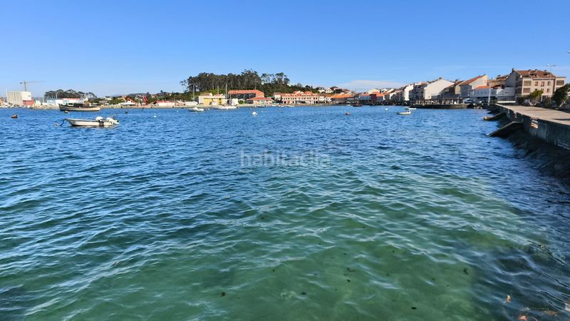 Foto b89e3af2-9895-406f-84f5-040c5cea2644. Àtic amb aparcament a Illa de Arousa (A)