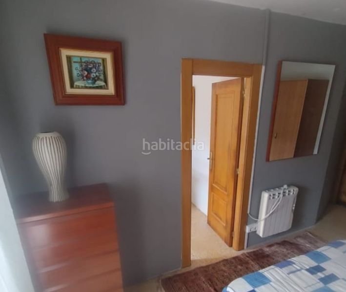 Foto f26c2619-3bd9-4efa-a667-307107ab13bf. Casa a Centro - Echegaray Pontevedra