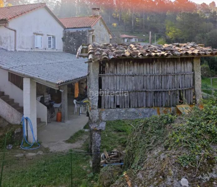 Foto f3130e66-c7de-4acb-893d-0d283d2585df. Casa a Centro - Echegaray Pontevedra