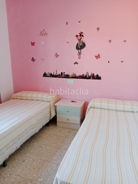 Foto db33cf49-1bb3-4e80-a861-0d192161fb61. Casa amb aparcament a Rois