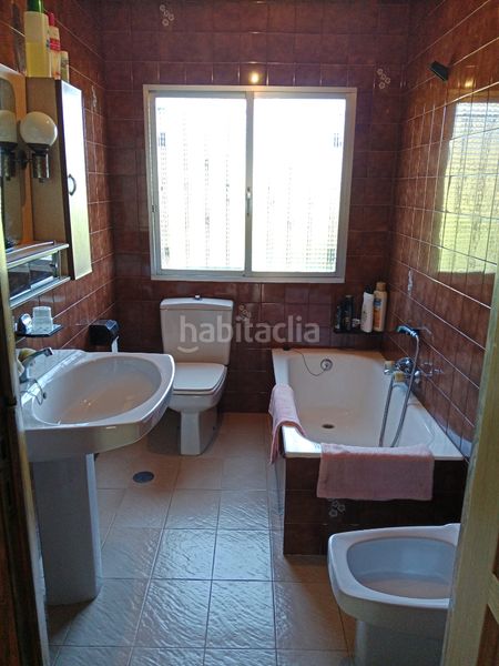 Foto ea836177-e439-4f05-8029-55150ff2cf80. Casa amb aparcament a Rois