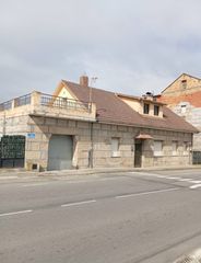 Haus  Rúa antonio sequeiros glez. Magnífica casa en ourense