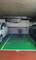 Aparcament cotxe a Avenida da Mariña