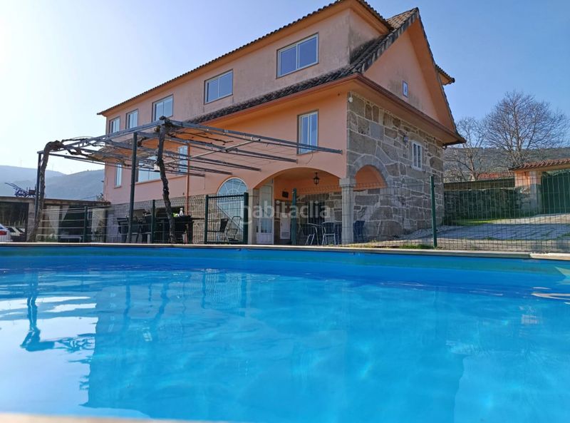 Foto d7c852b3-e402-41e5-a5ec-0b364da84535. Casa amb aparcament a Cañiza (A)