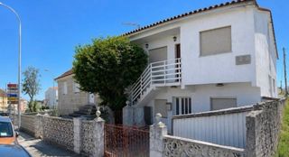 Casa  Lugar xesteiriña. Dos casas en sanxenxo.