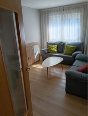 Miete Etagenwohnung  Rúa ramón peña. Piso en pontevedra