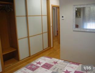 Casa aparellada a N/a. Amplio chalet pareado en gondomar
