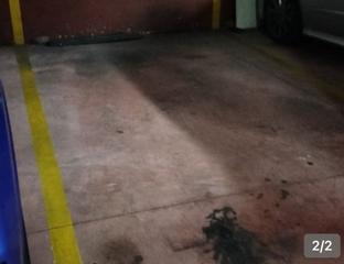 Car parking in Zona de Plaza de Barcelos. Plaza de garaje en el centro de pontevedra