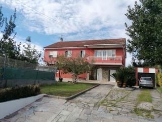 Xalet a Coiro. Casa en cangas a 500m de la playa