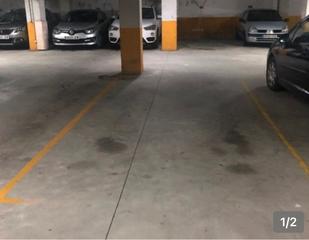 Car parking  Rúa de reino unido. Plaza de garaje en monteporreiro