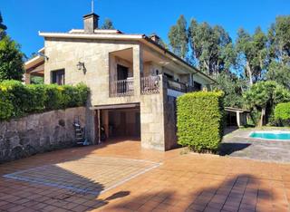 Xalet a Grove (O). Chalet en o grove