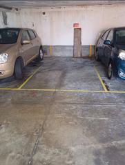 Autoparkplatz in Monte Porreiro. Plaza de garaje en monte porreiro