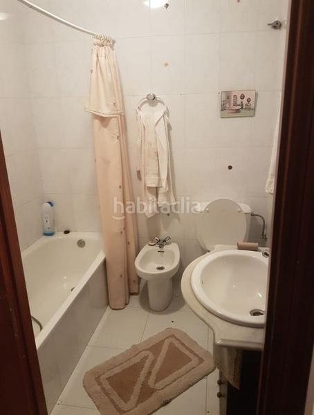 Foto 7b88d857-e77f-4f0f-a3d2-0aed1777f1a3. Casa  adosada en Noia