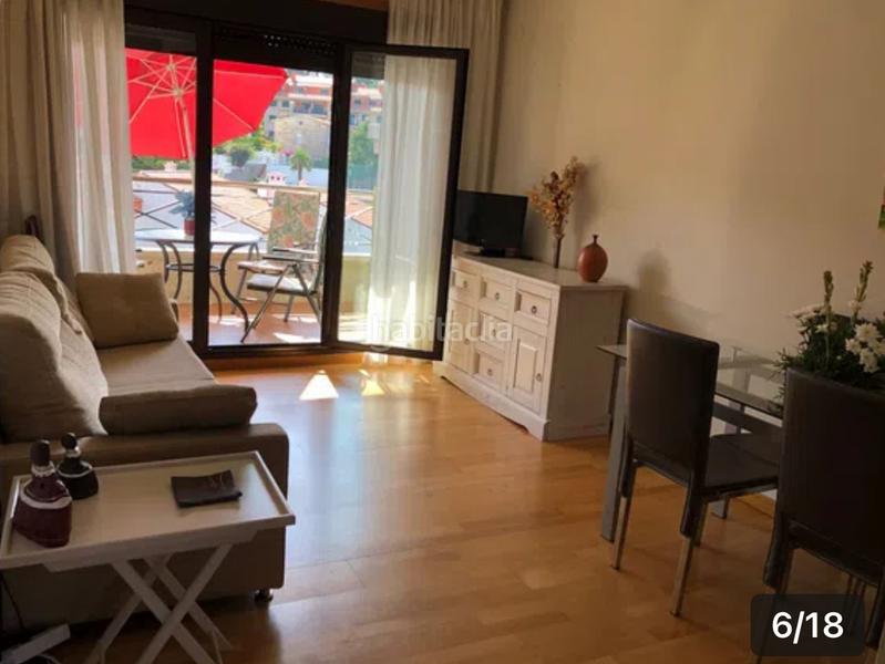 Foto 4d288b97-a2b5-4ba6-9262-91449e193fbf. Apartamento en rúa miraflores 1 piso en urbanización con piscina en Sanxenxo