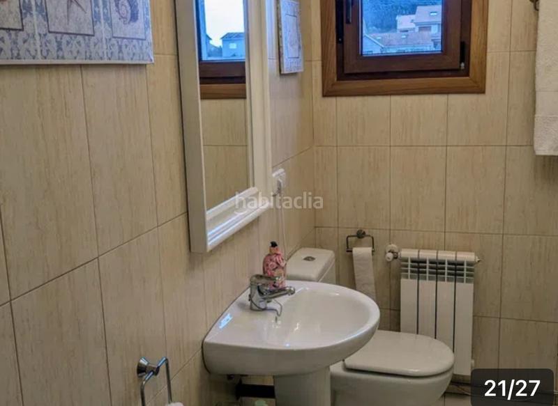 Foto 1a2cb9ab-c3b7-4b2d-bc60-516dc5cbe8e6. Casa adossada amb aparcament piscina a Sanxenxo pueblo Sanxenxo