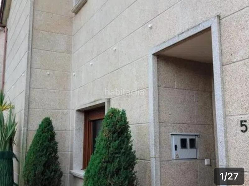 Foto 5cbca08a-dcde-456b-b066-46802f32a9c8. Casa adossada amb aparcament piscina a Sanxenxo pueblo Sanxenxo