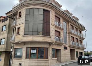 Edifici a Avenida cruceiro 35a. Edificio semi terminado en sanxenxo