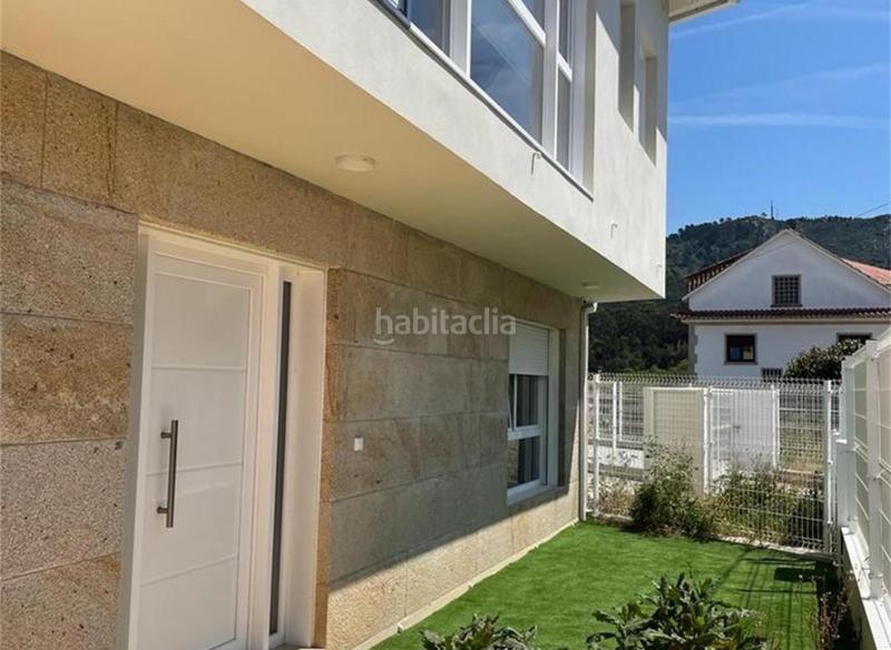 Foto 08c40111-3363-44ca-8c40-1716f2ae2f2d. Casa adossada a lugar san cibran 110 a Aldán Cangas