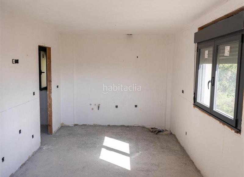 Foto bb3e086a-ad9e-41df-a137-42b72cc8e9d2. Chalet en lugar rotea 5 chalet en construcción en Tomiño