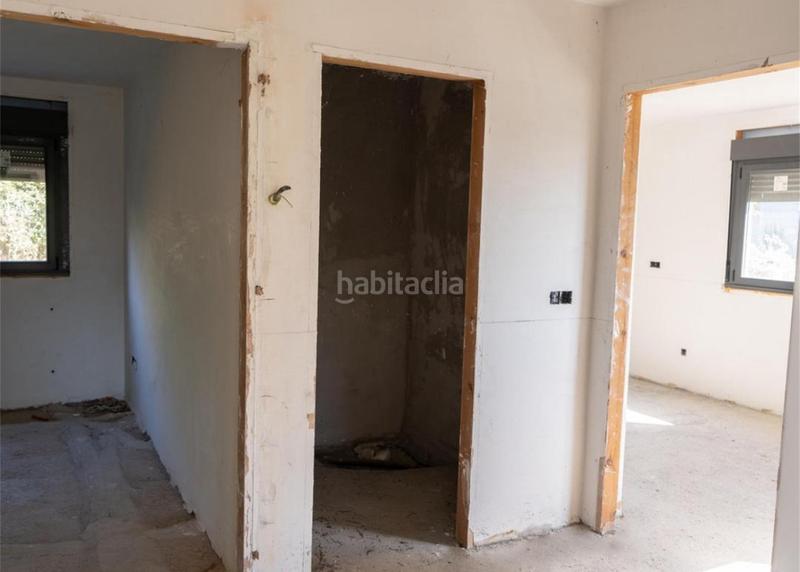 Foto c6fc3d81-64b9-4fa4-b071-4d84d9bbae6a. Chalet en lugar rotea 5 chalet en construcción en Tomiño