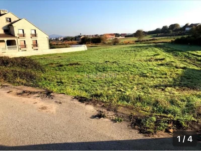 Foto aac264c1-97ff-4264-8931-f12cbb93abce. Terreny residencial a rua tombelo 33 a Noalla Sanxenxo