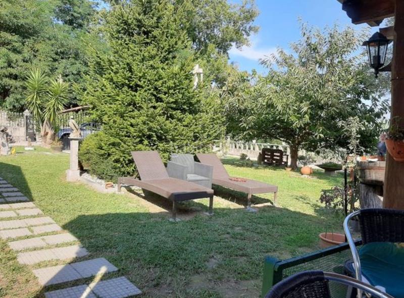 Foto b8fc56b3-a05a-466b-afd1-3ca3d048b907. Finca rústica a n/a a Moaña