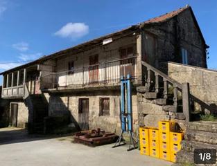 Casa a Lugar cernedo 13. Casa con finca en a lama