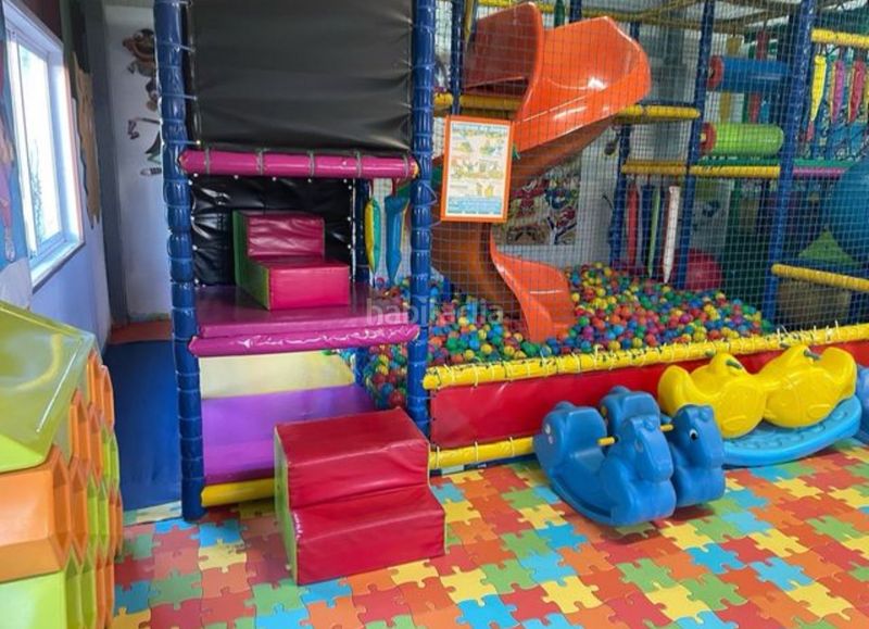 Foto 5095cb2f-b6c6-4ec3-a48a-cd4155f18abc. Lloguer local comercial a Grove (O)